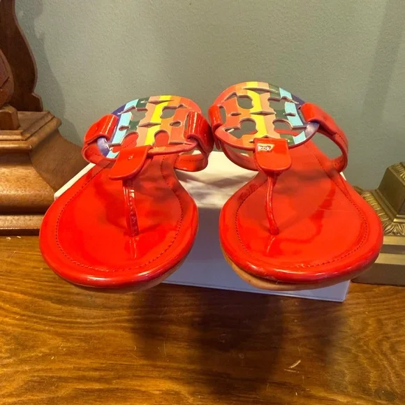 Tory Burch Red Patent Leather Miller Sandals with Colorful Logo Size 7 - Picture 4 of 9